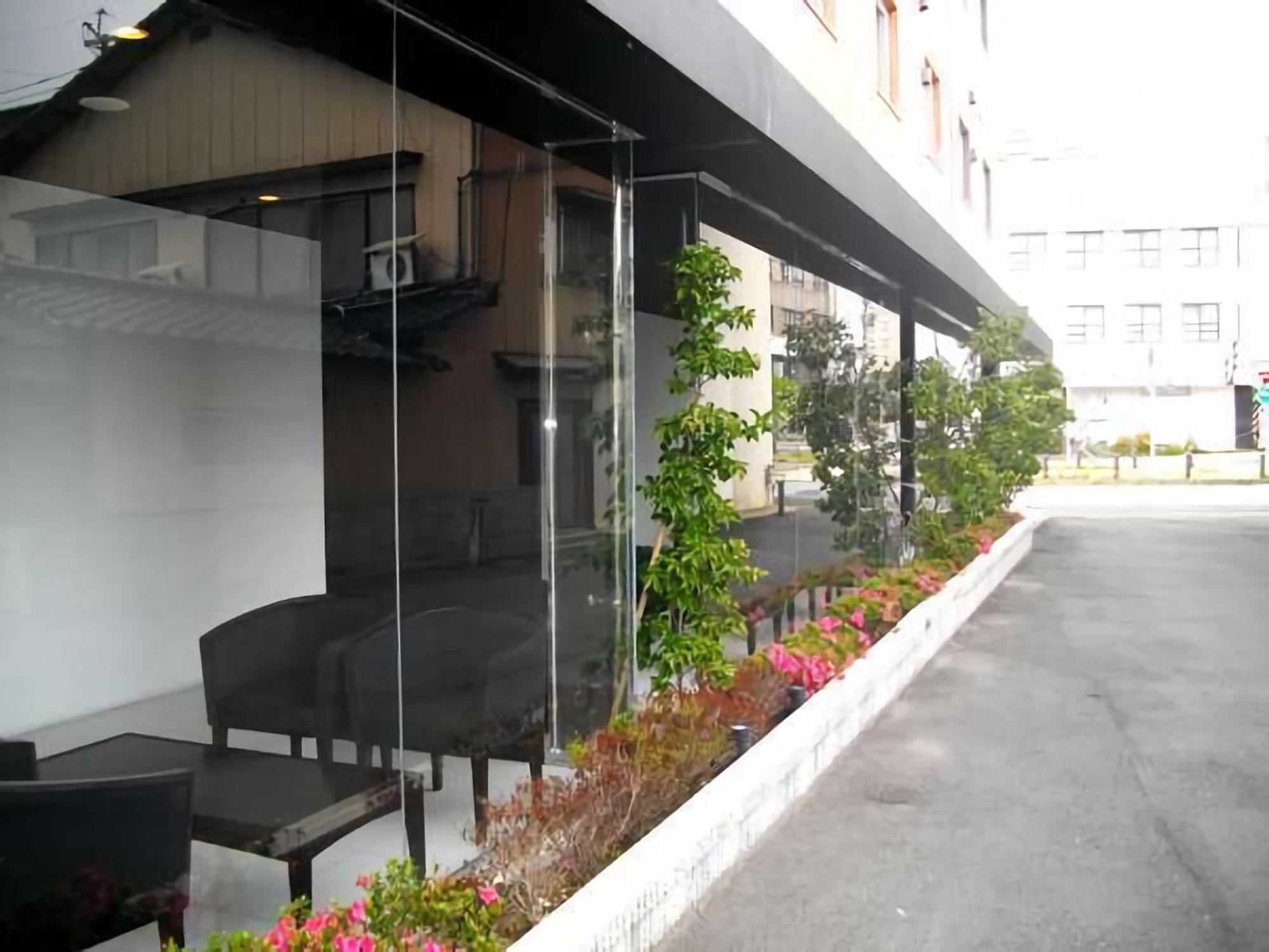 Green Rich Hotel Tosu Ekimae Zewnętrze zdjęcie