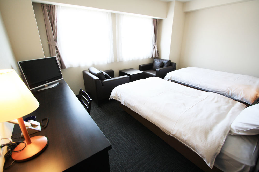Green Rich Hotel Tosu Ekimae Zewnętrze zdjęcie